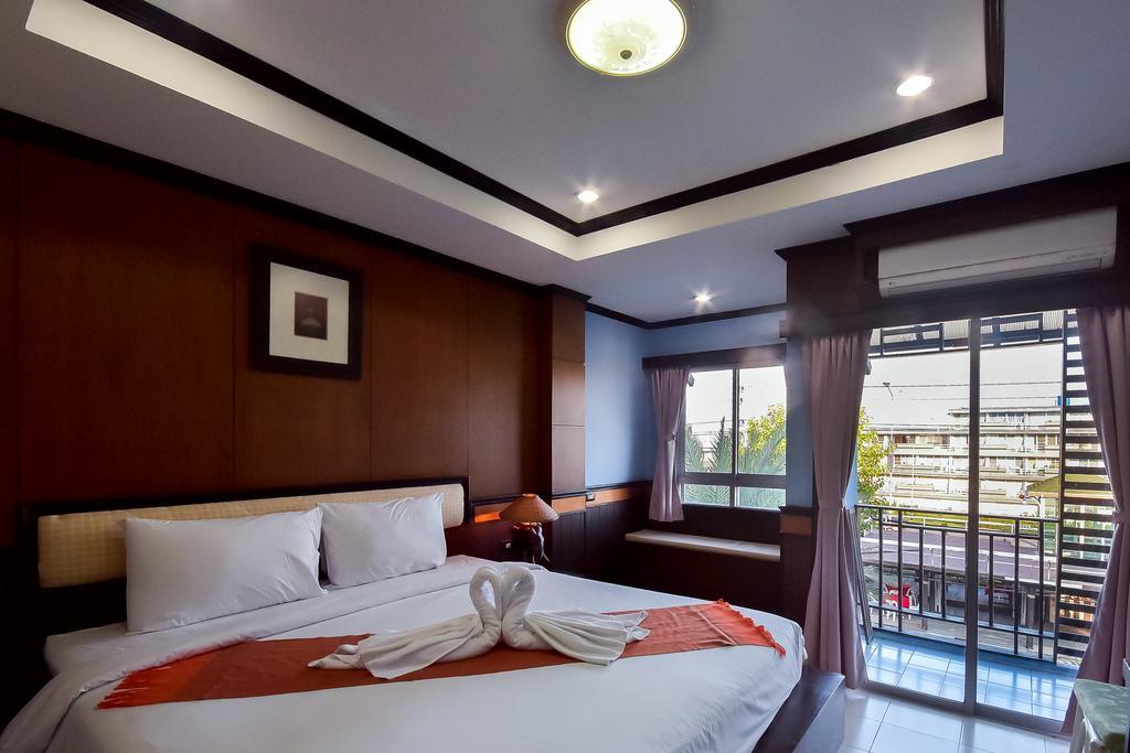 Season Palace Huahin Hotel Cha-Am Dış mekan fotoğraf