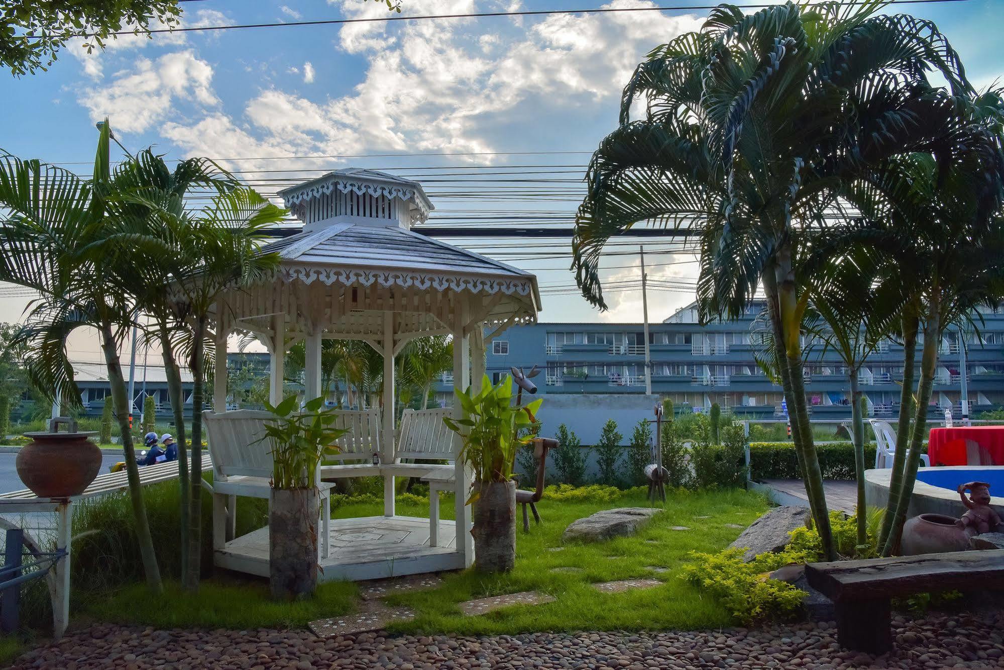 Season Palace Huahin Hotel Cha-Am Dış mekan fotoğraf